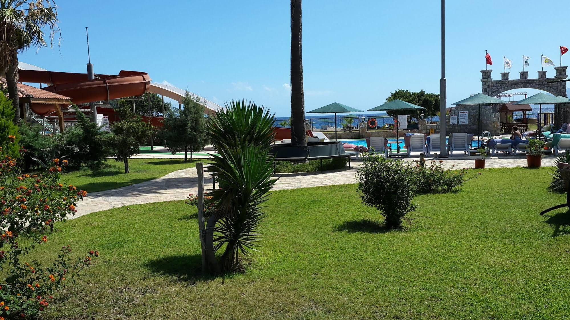 Emecik Adaburnu Golmar Hotel מראה חיצוני תמונה