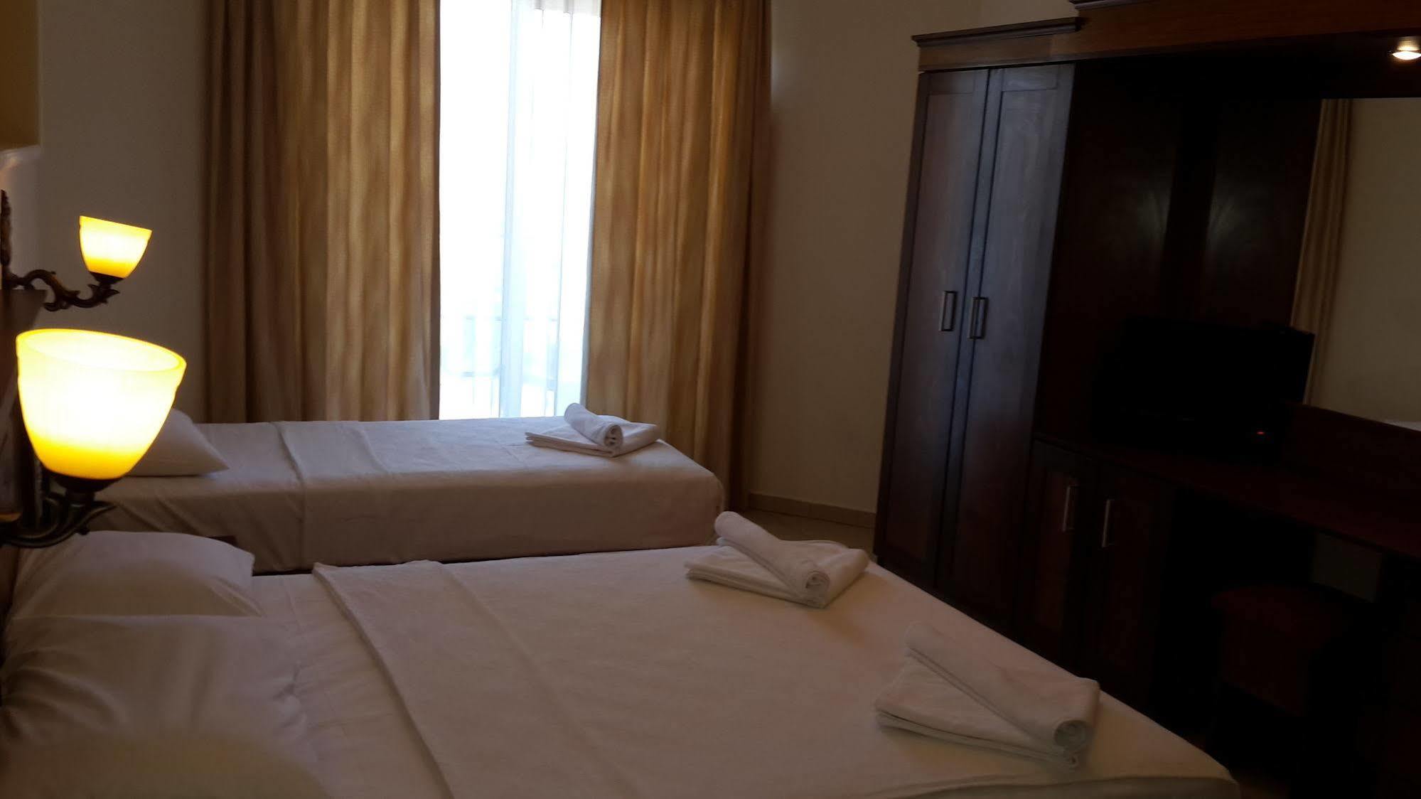 Emecik Adaburnu Golmar Hotel מראה חיצוני תמונה