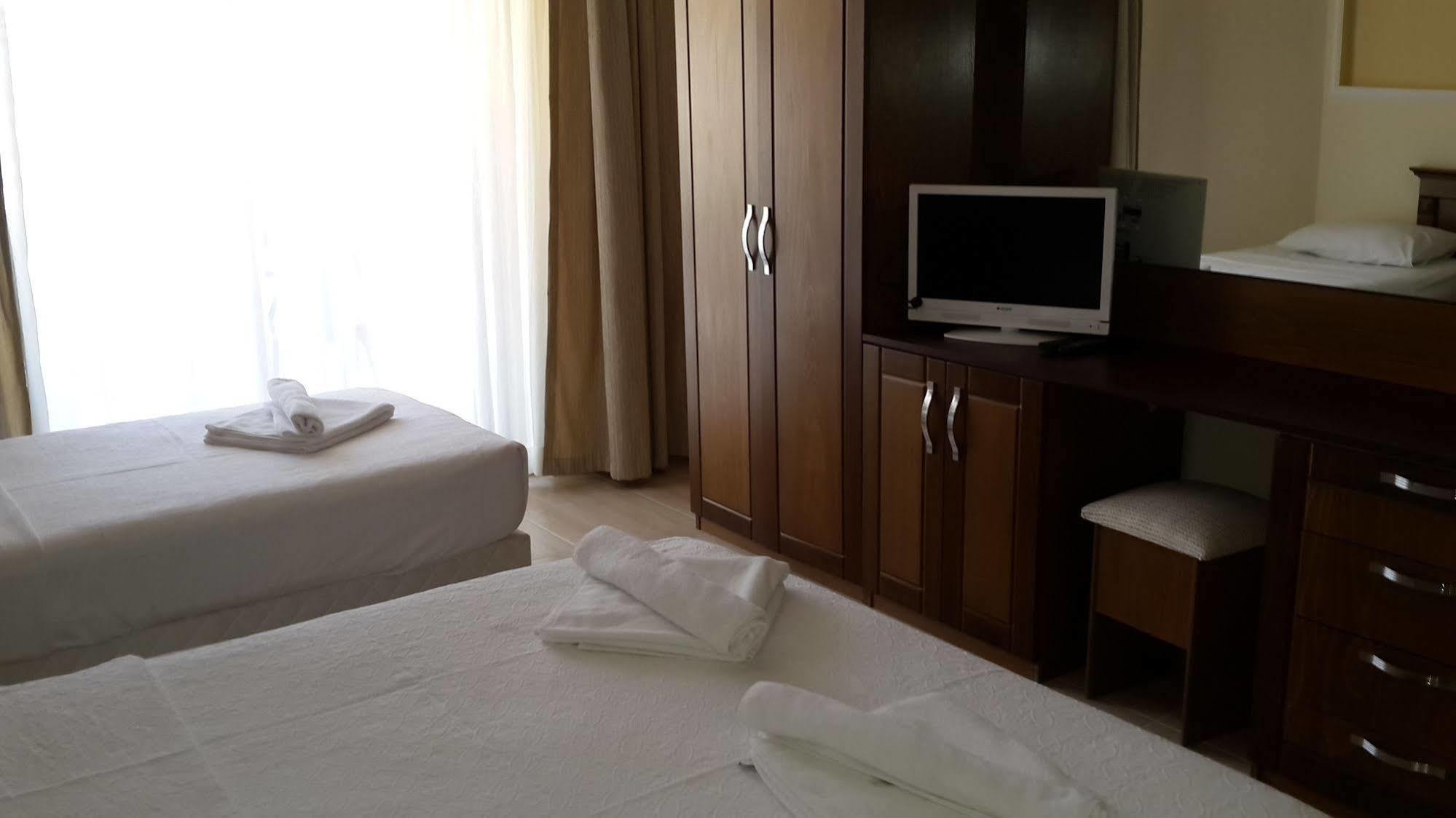 Emecik Adaburnu Golmar Hotel מראה חיצוני תמונה