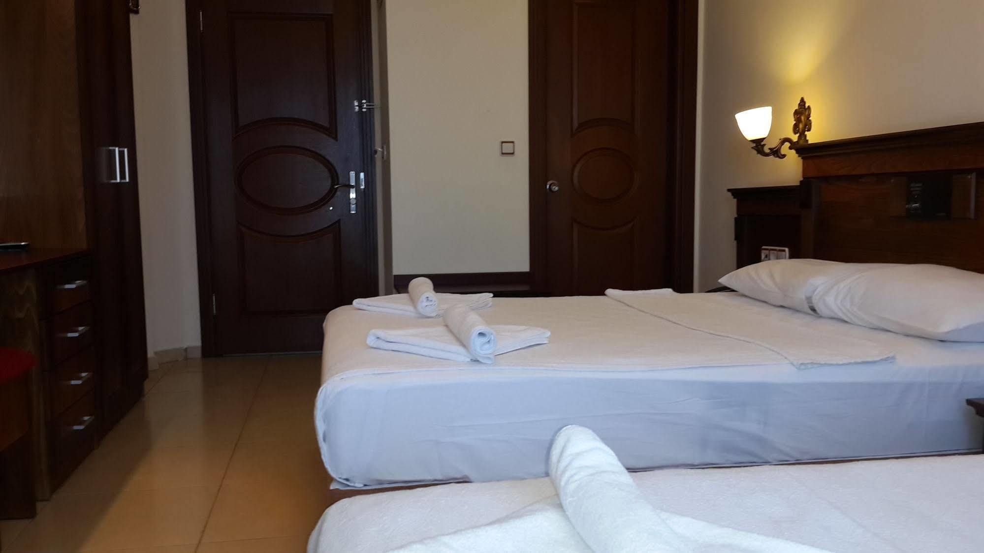 Emecik Adaburnu Golmar Hotel מראה חיצוני תמונה