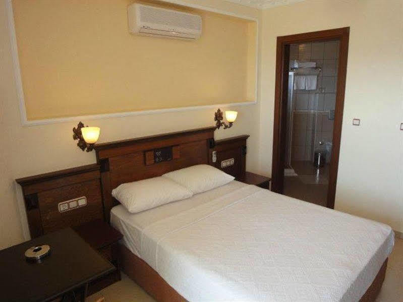 Emecik Adaburnu Golmar Hotel מראה חיצוני תמונה