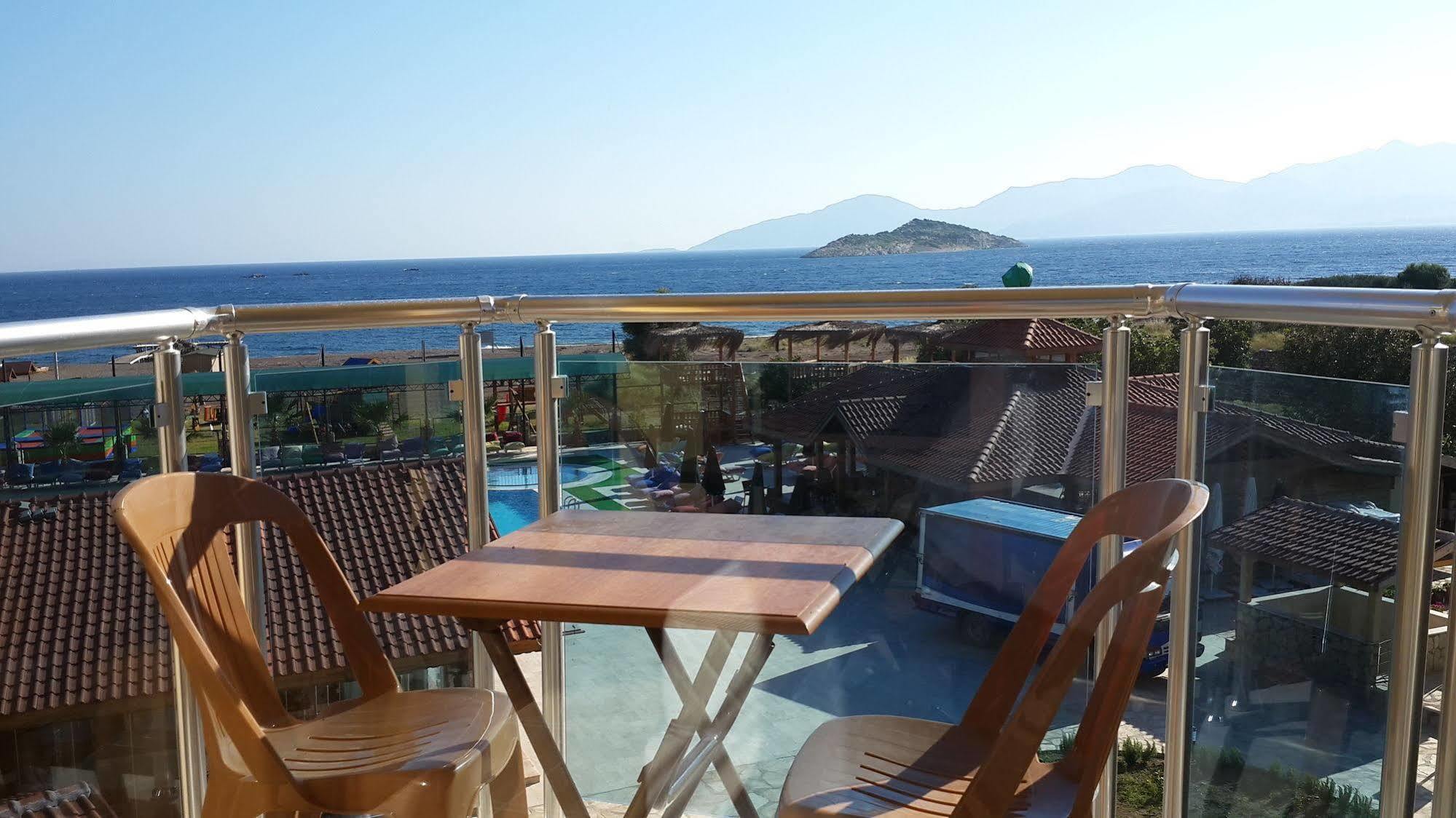 Emecik Adaburnu Golmar Hotel מראה חיצוני תמונה