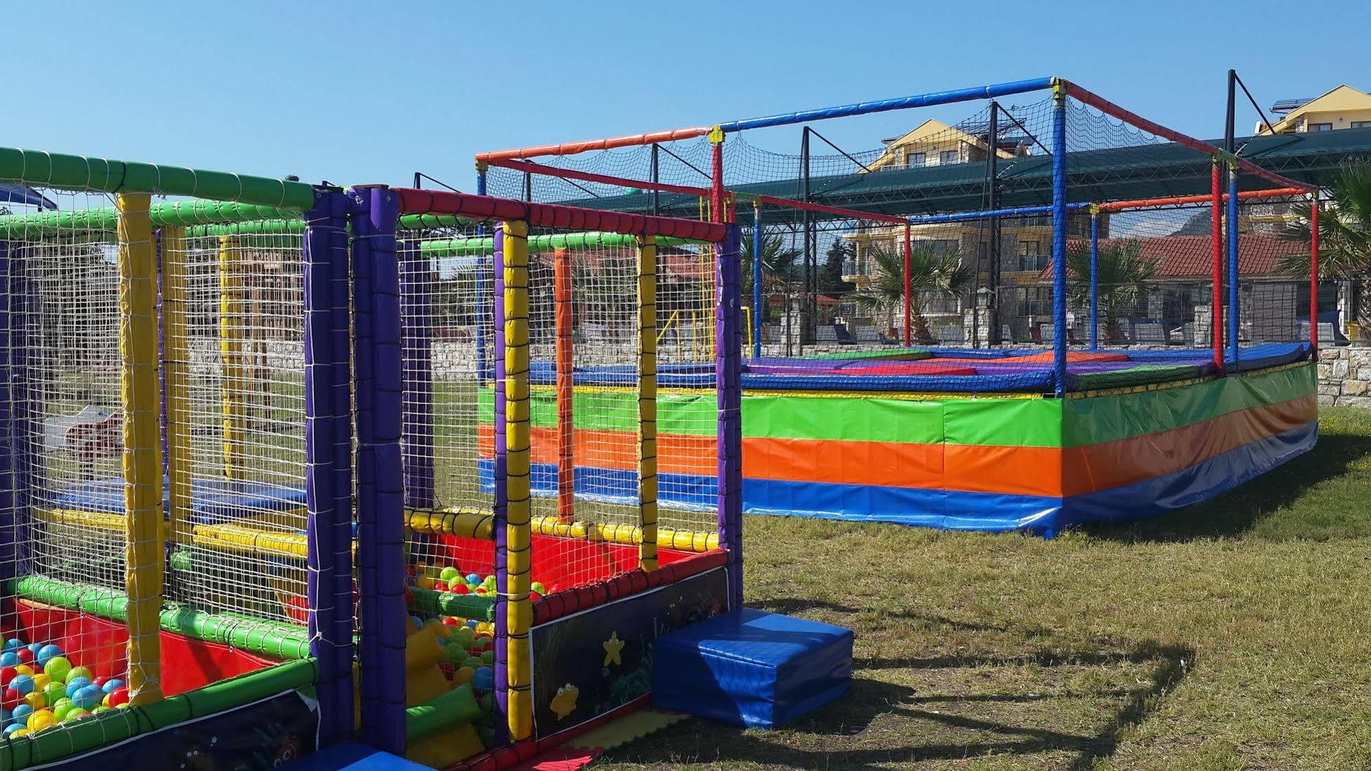 Emecik Adaburnu Golmar Hotel מראה חיצוני תמונה