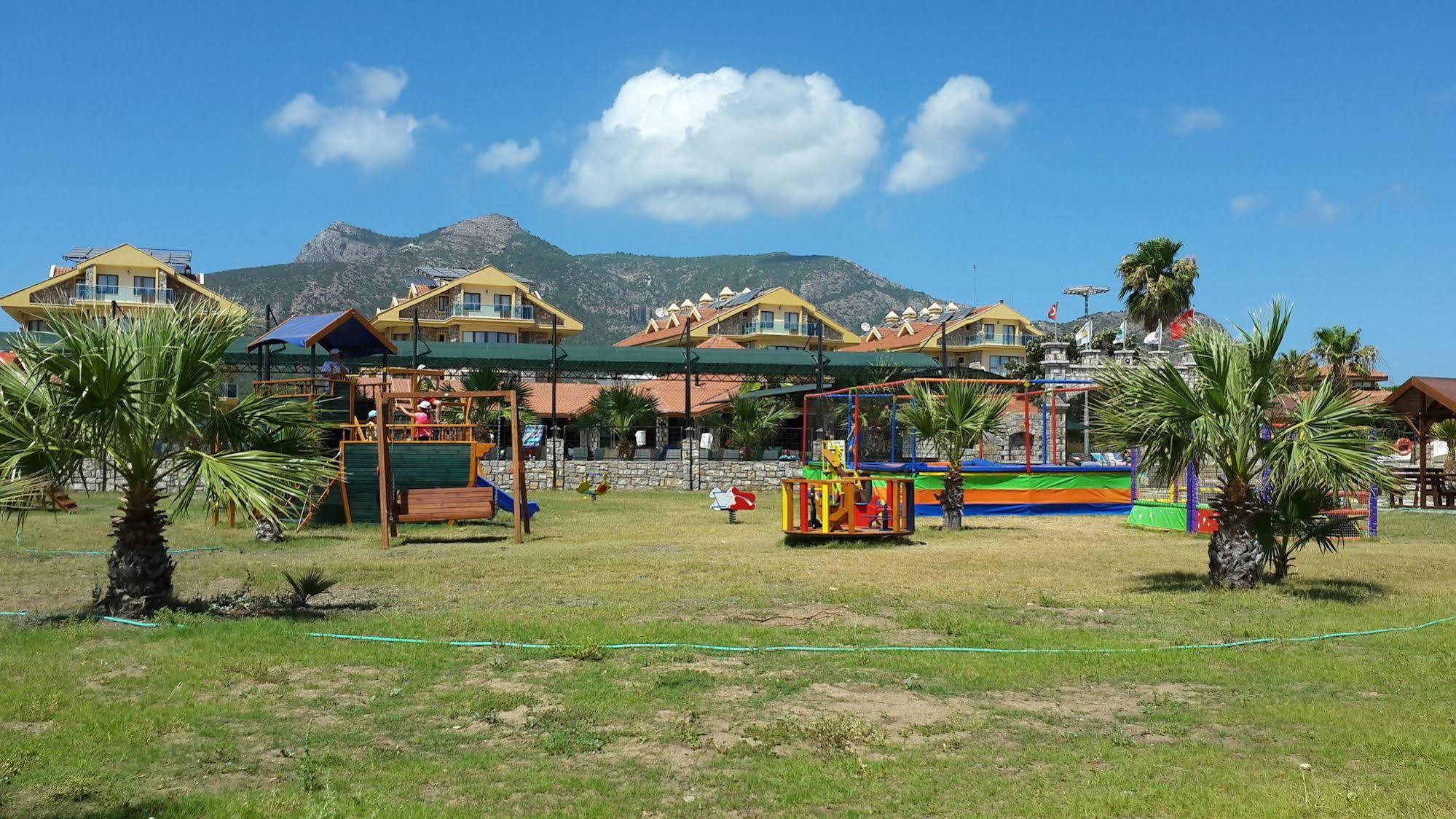 Emecik Adaburnu Golmar Hotel מראה חיצוני תמונה